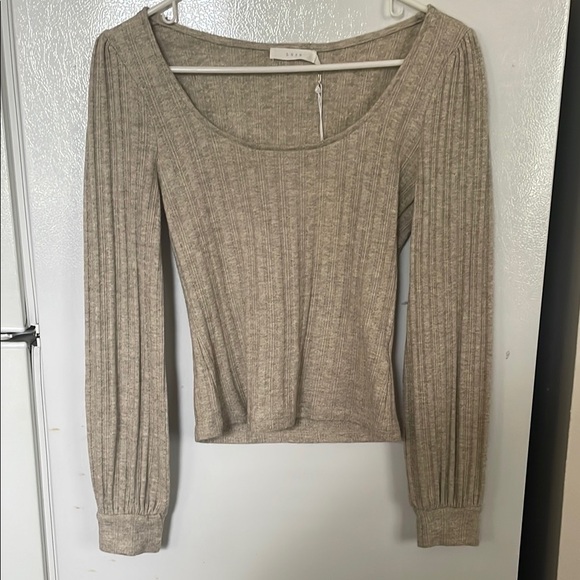 LUSH Small NWT Oatmeal Ribbed Long Sleeve Blouse - Picture 1 of 5
